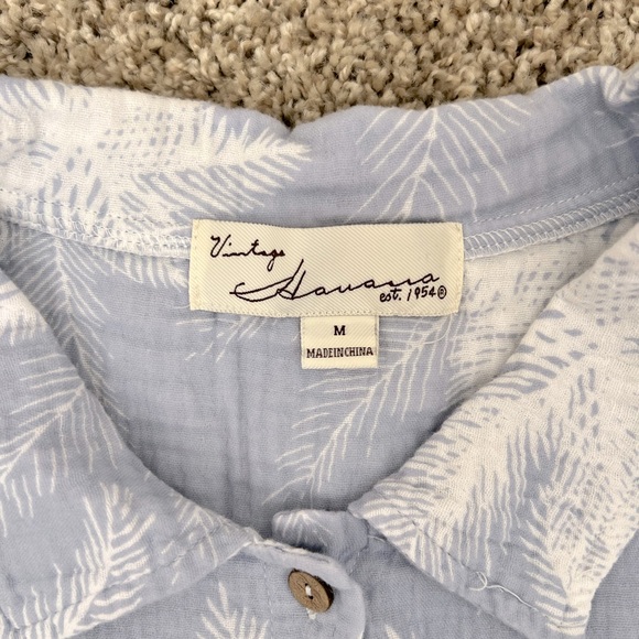 Women’s Tropical Pattern Short Sleeve Button Up - Picture 2 of 5